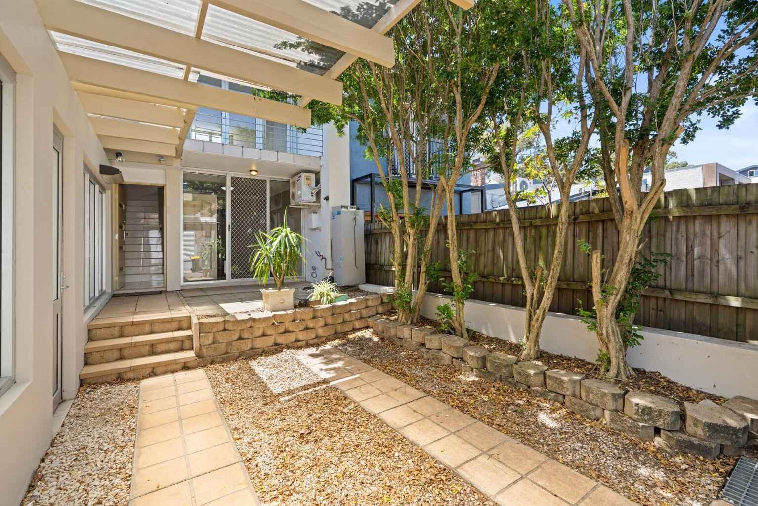 2/34 Mitchell Road Alexandria