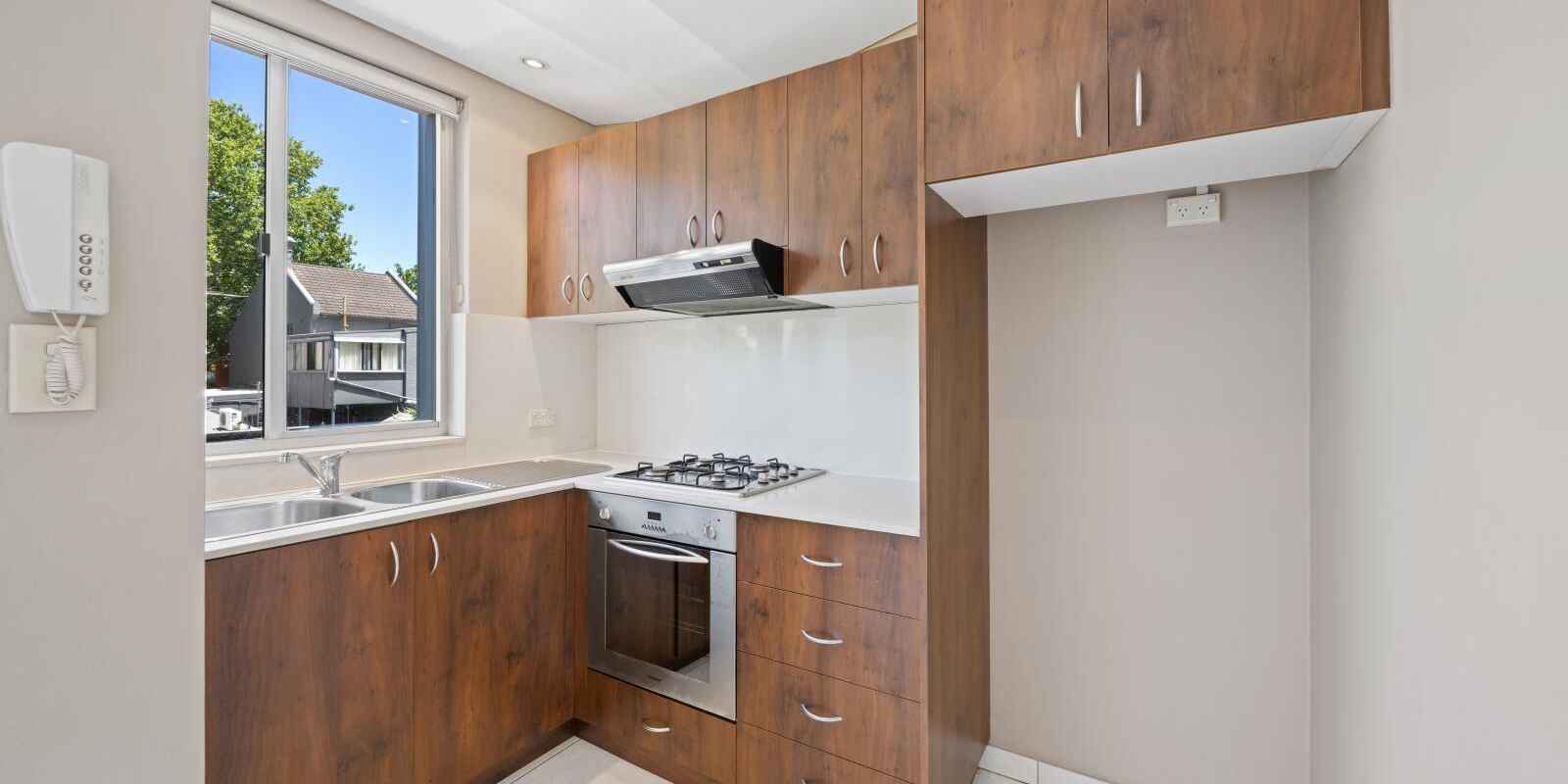 2/34 Mitchell Road Alexandria 2/34 Mitchell Road Alexandria