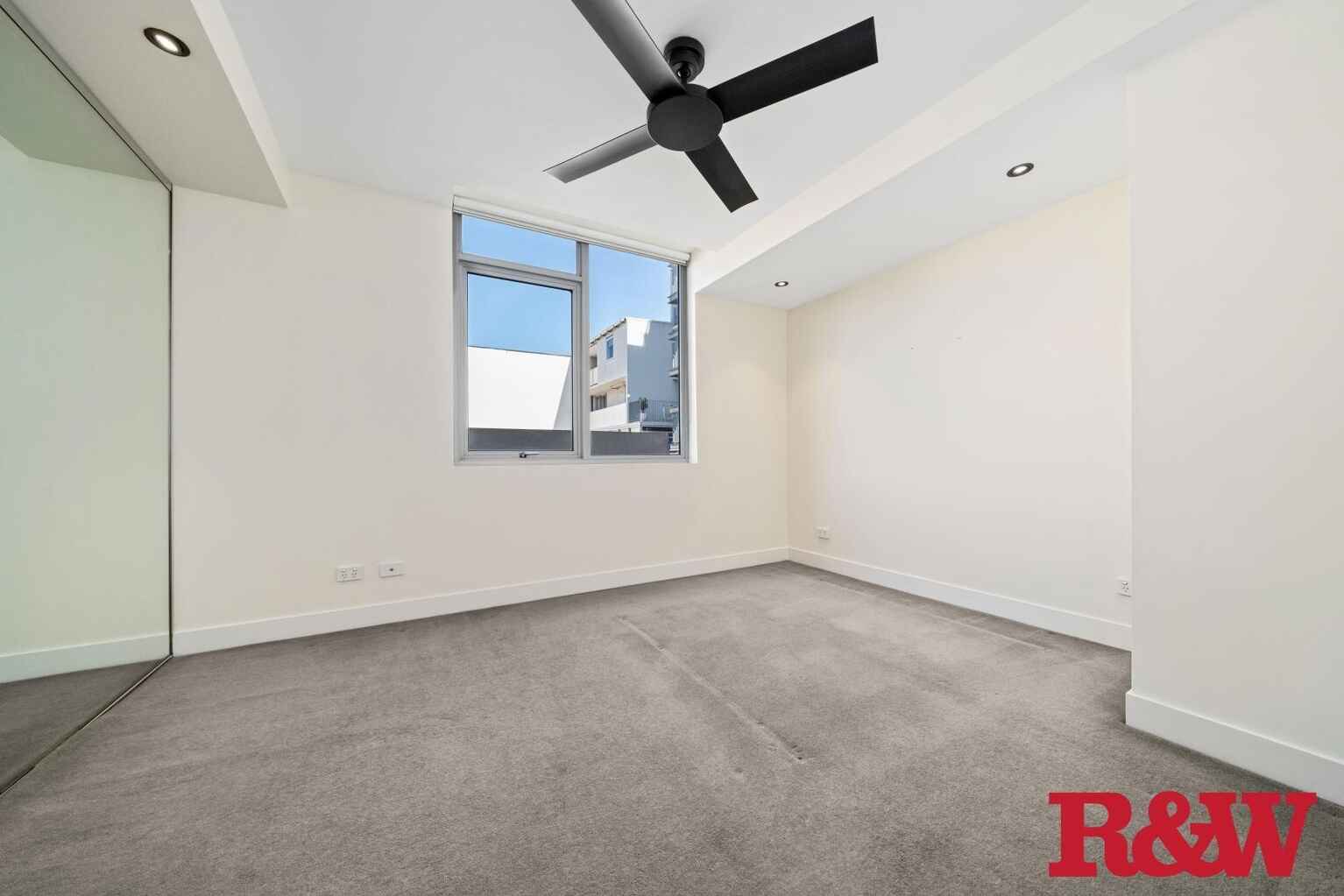 505/12 Danks Street Waterloo