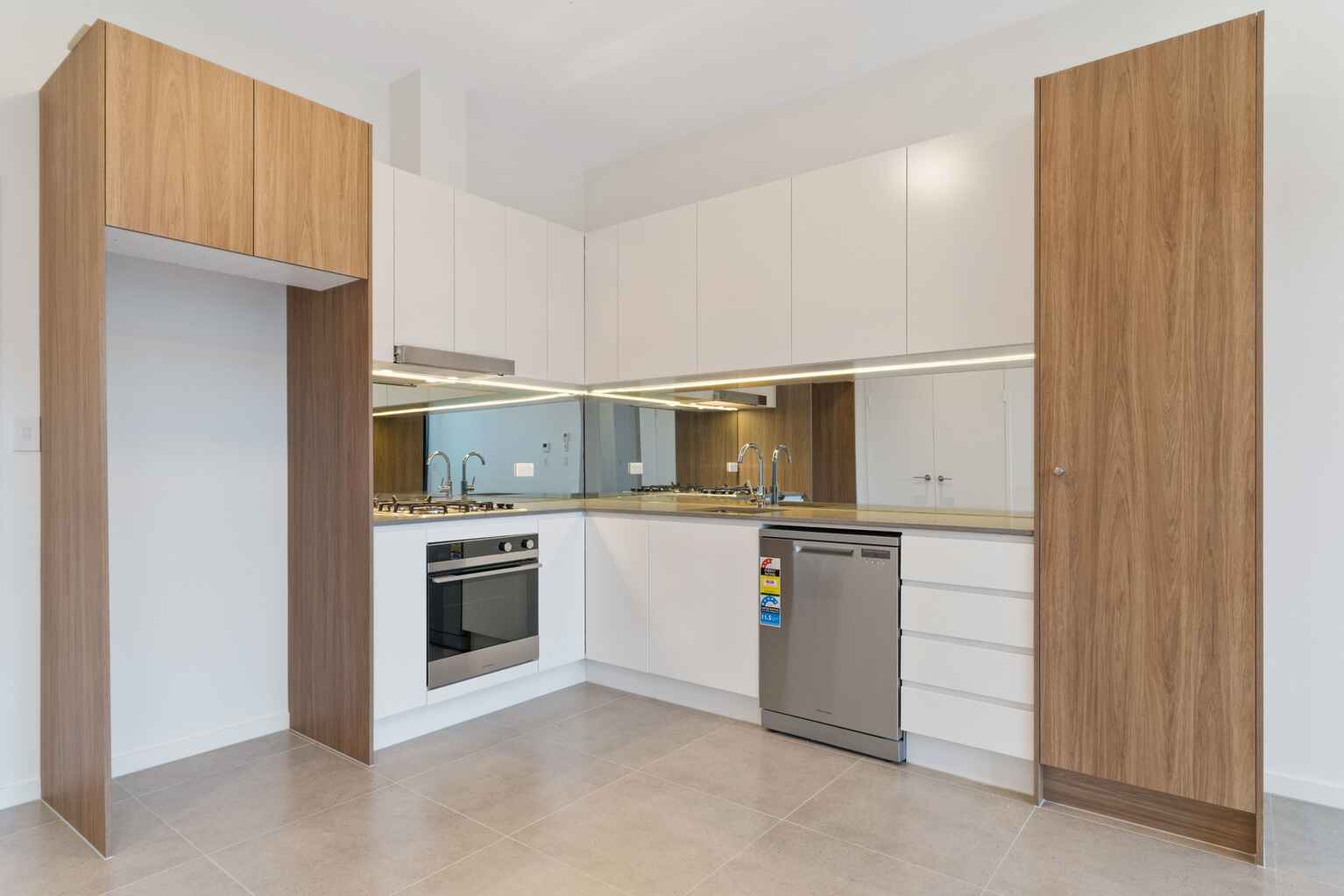 G08/10-20 McEvoy Street Waterloo