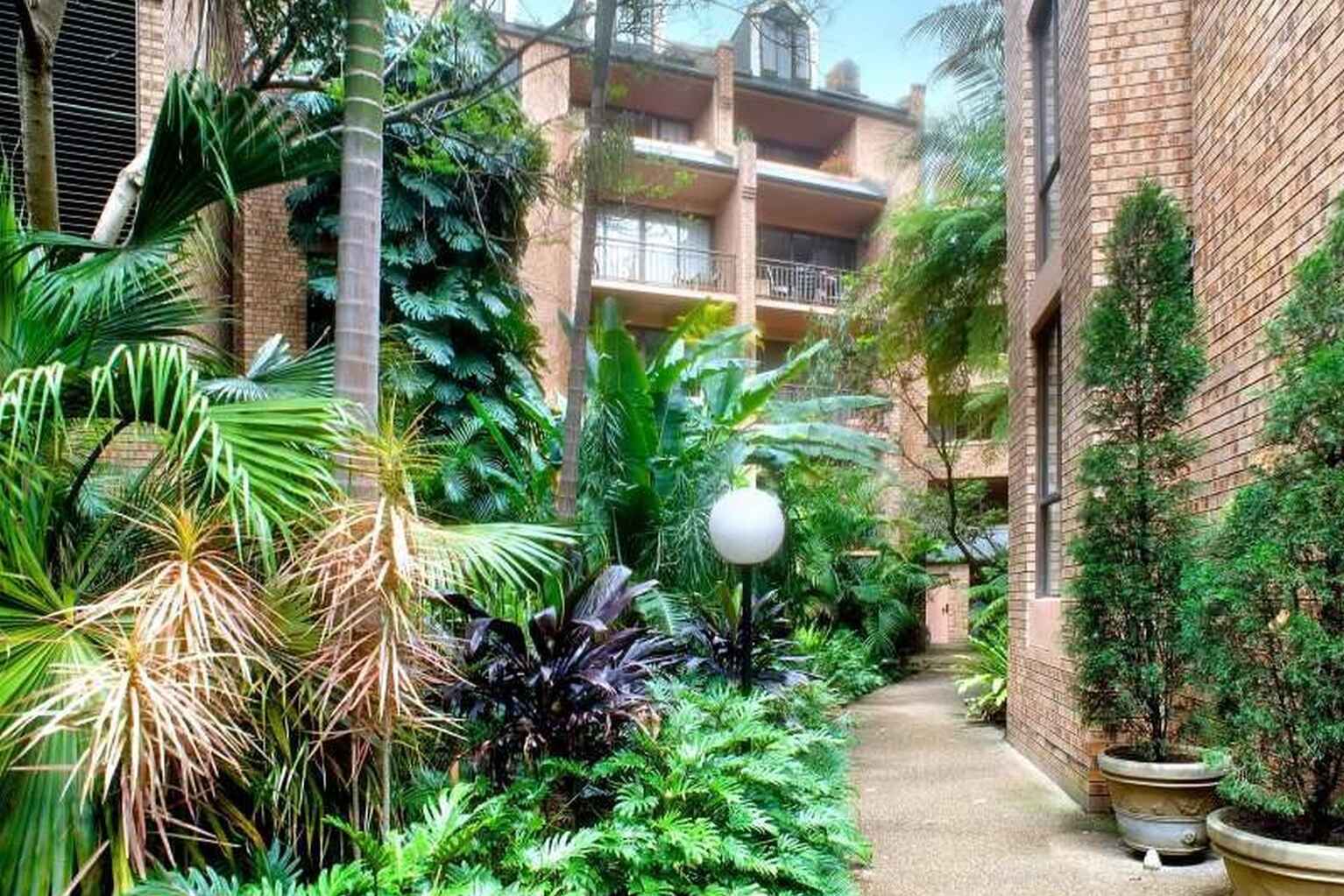 6/5-13 Hutchinson Street Surry Hills