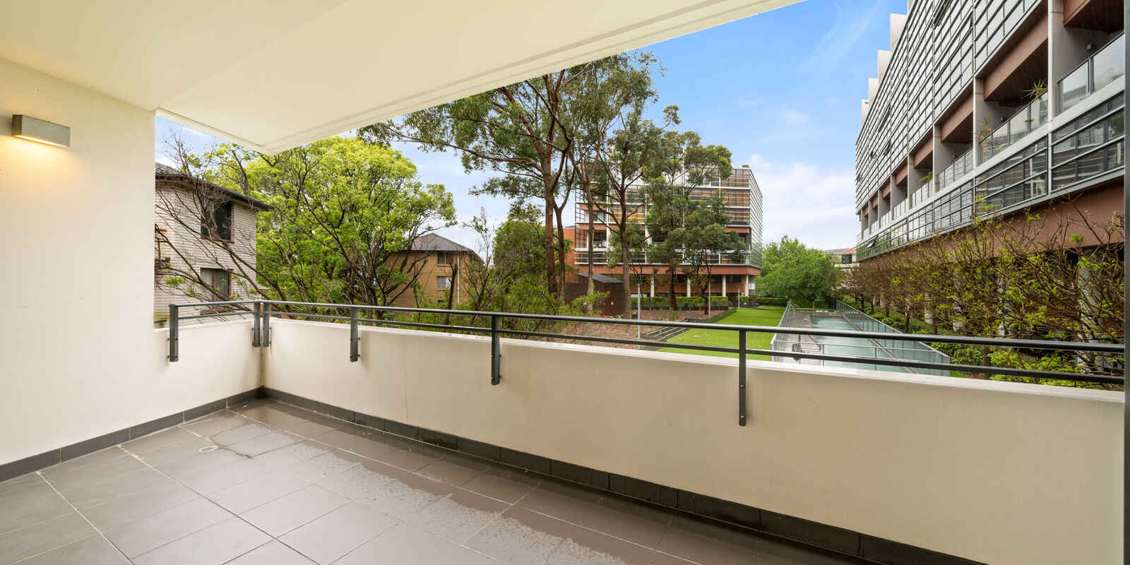 306D/250 Anzac Parade Kensington