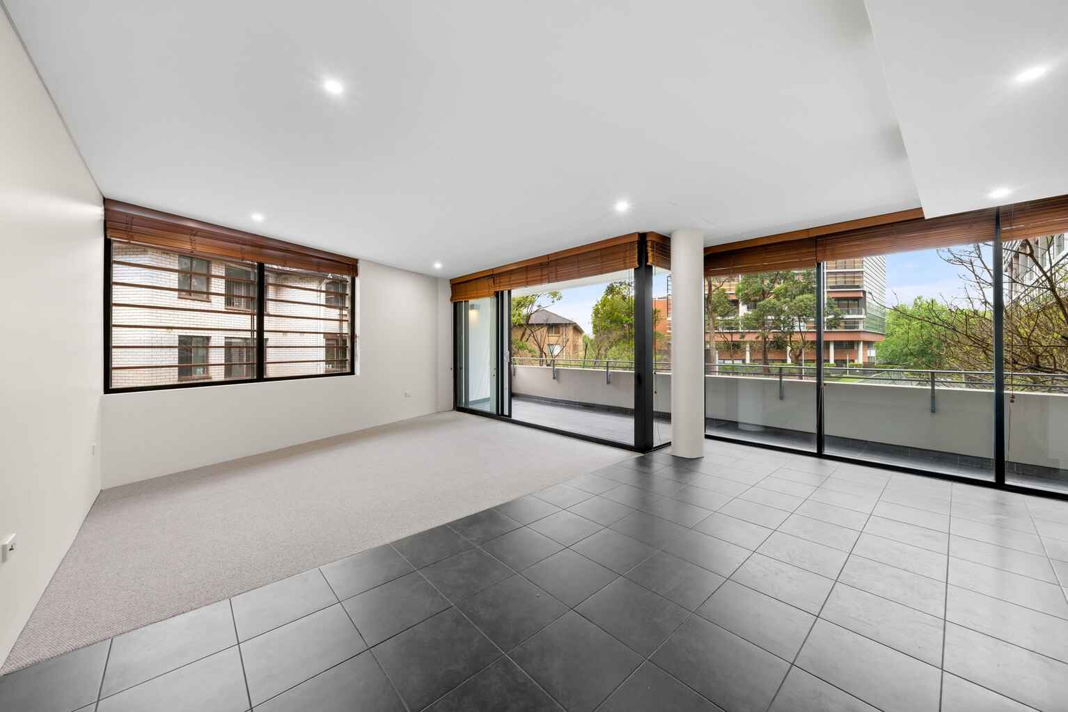 306D/250 Anzac Parade Kensington