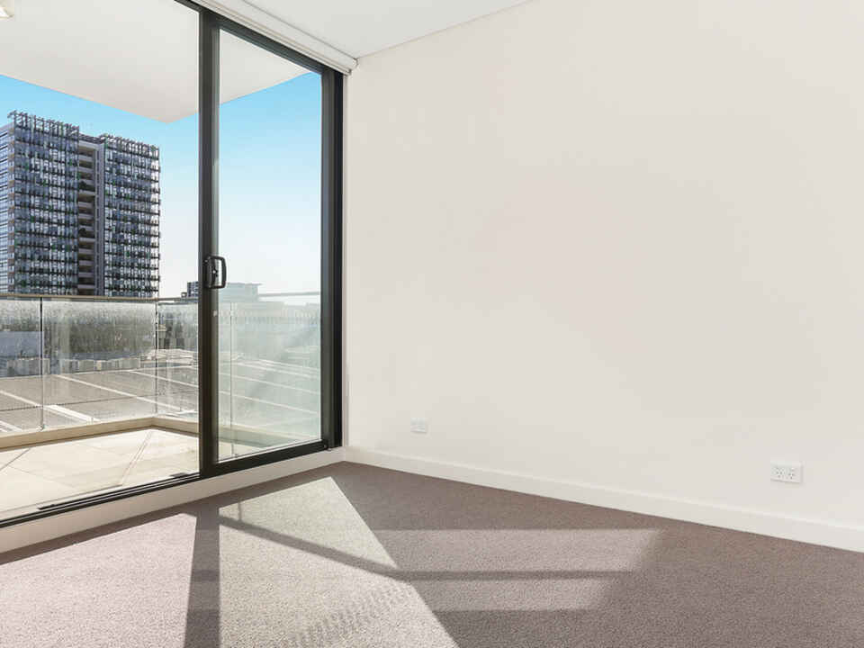 404/18 Gadigal Avenue Waterloo