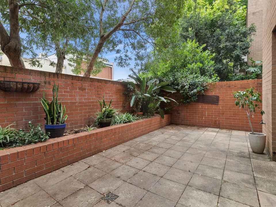 4/10 Fitzgerald Street Newtown