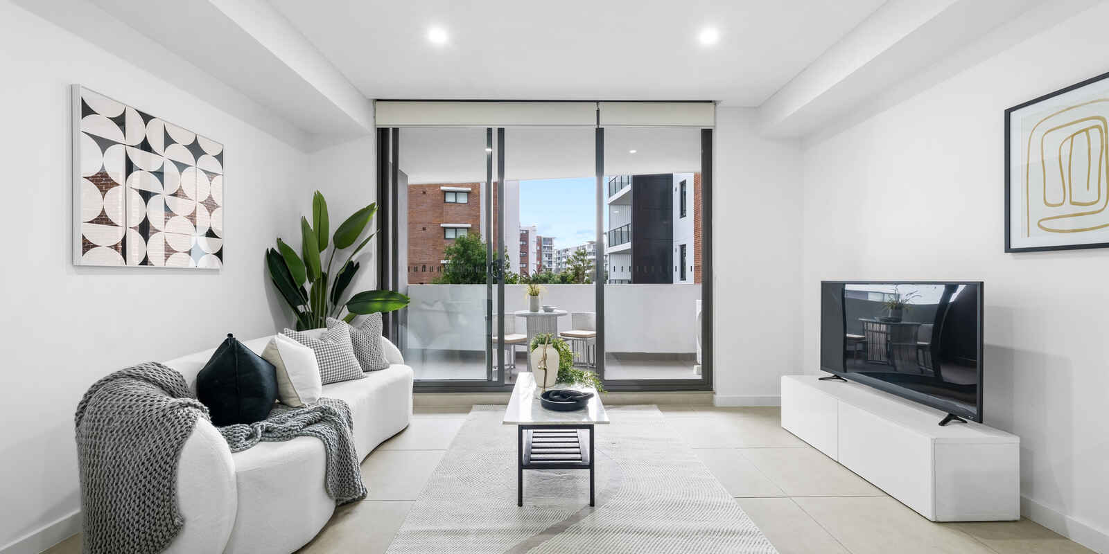 C102/3 Madden Close Botany