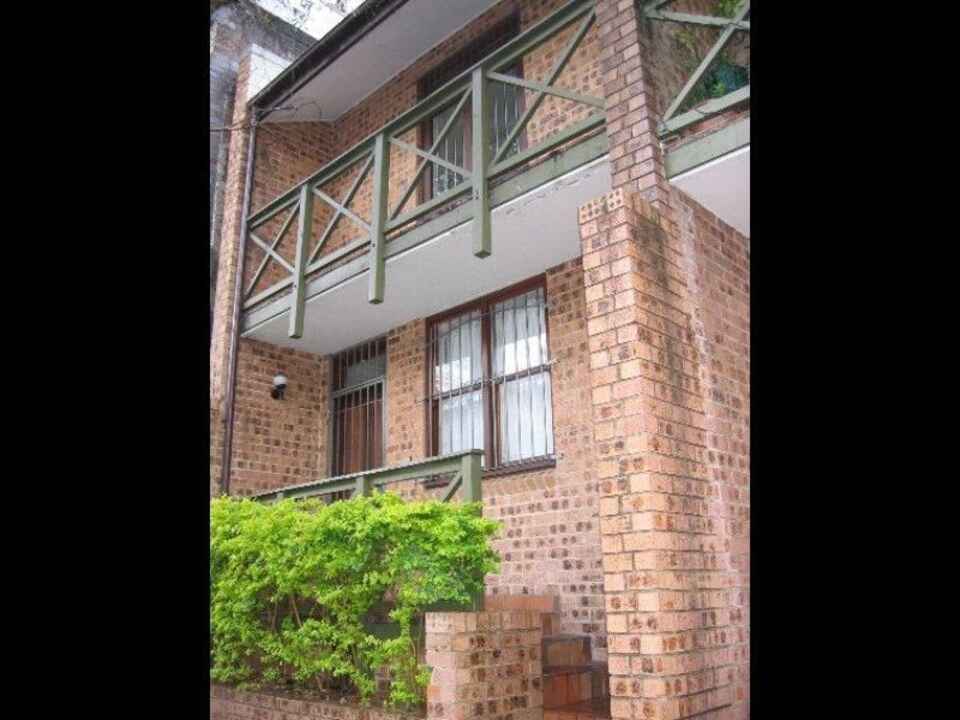 1/120 Commonwealth Street Surry Hills