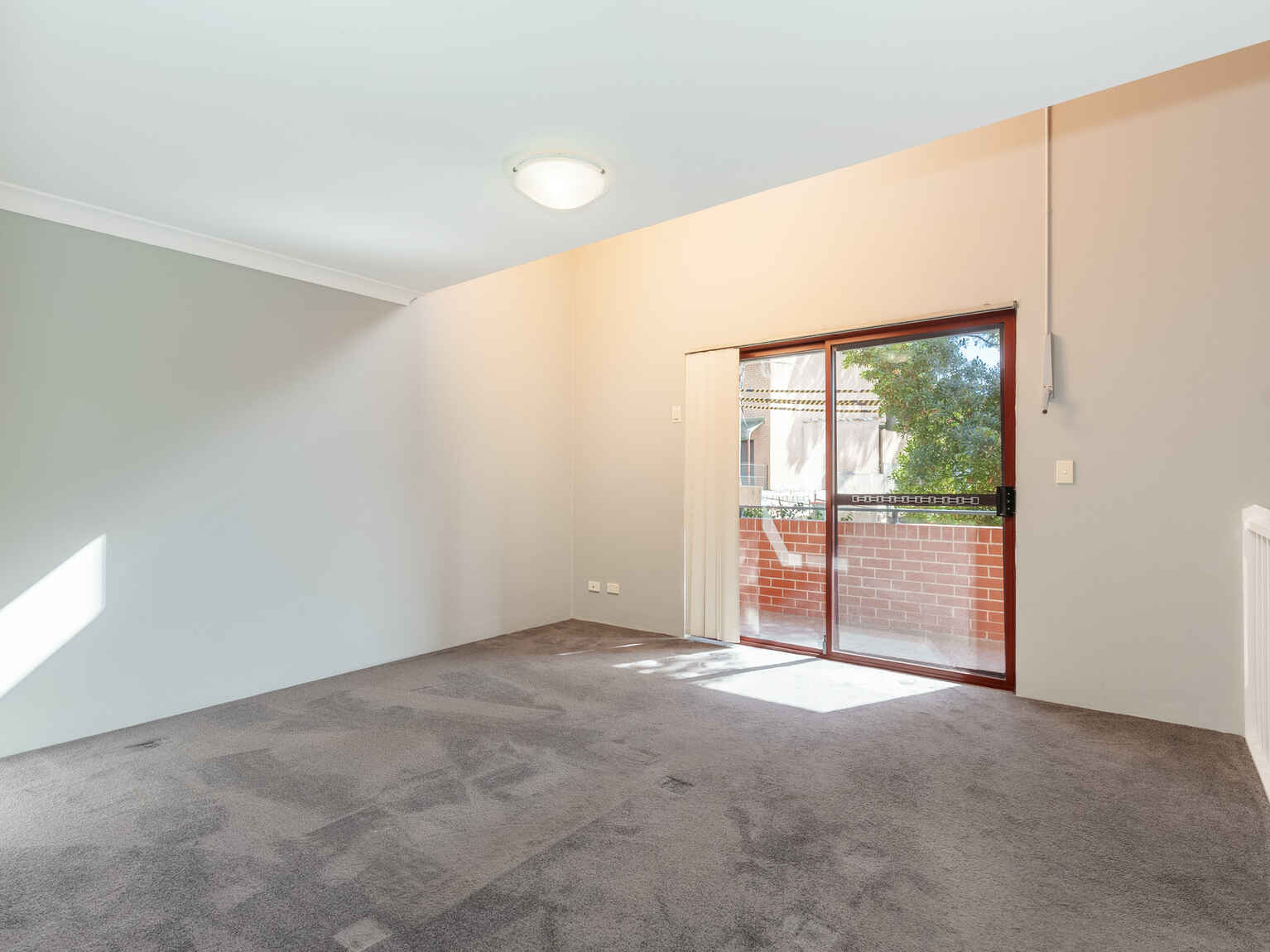 2/76 Kellick Street Waterloo