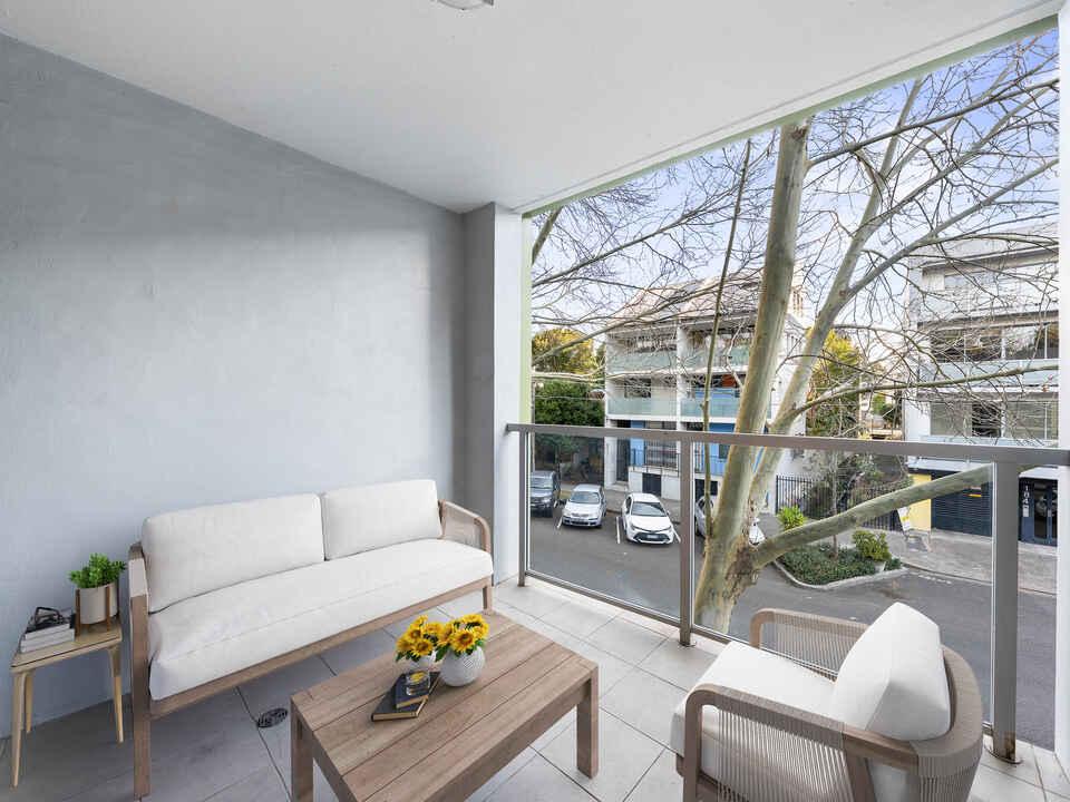 4/233 Cope Street Waterloo