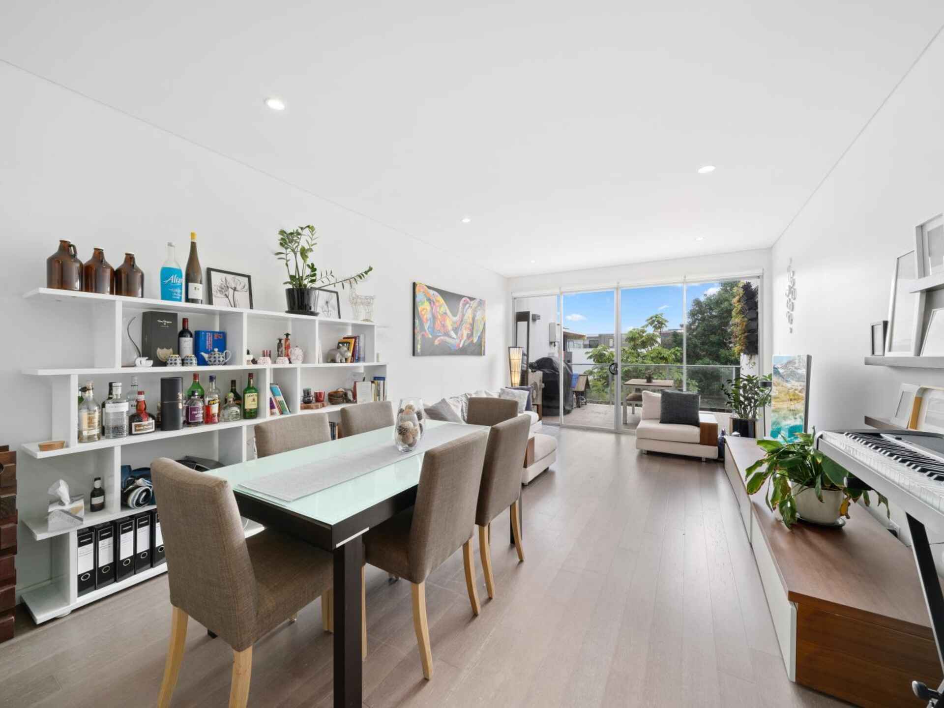 310/141-143 McEvoy Street Alexandria