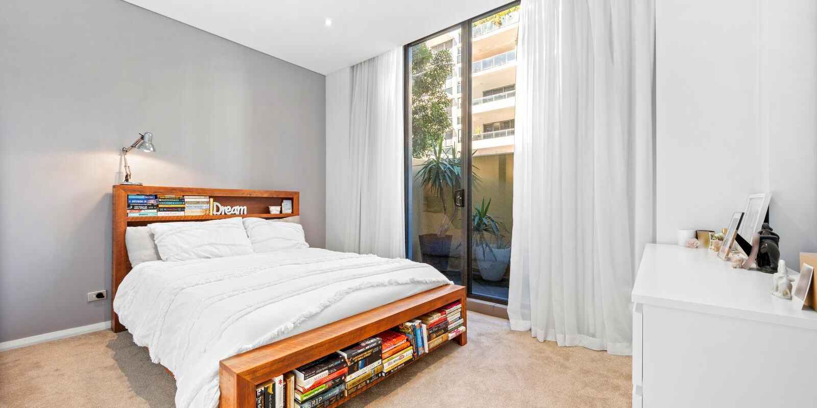 334/28 Danks Street Waterloo