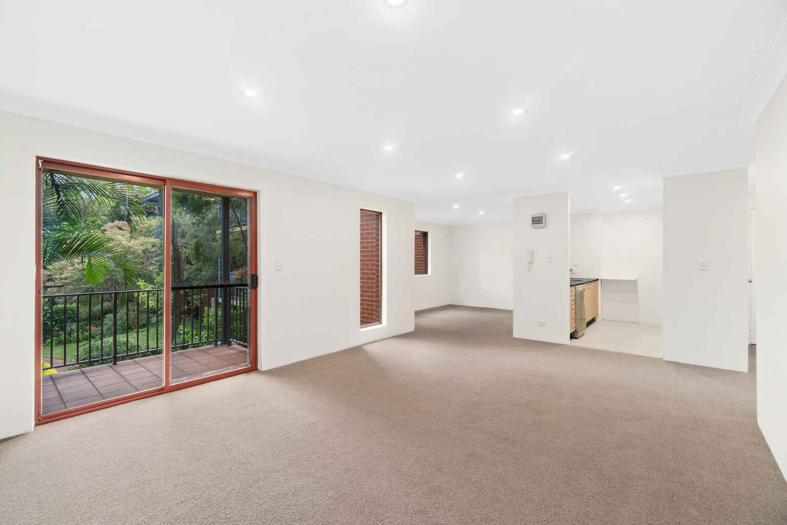 4/3 Kensington Mews Waterloo