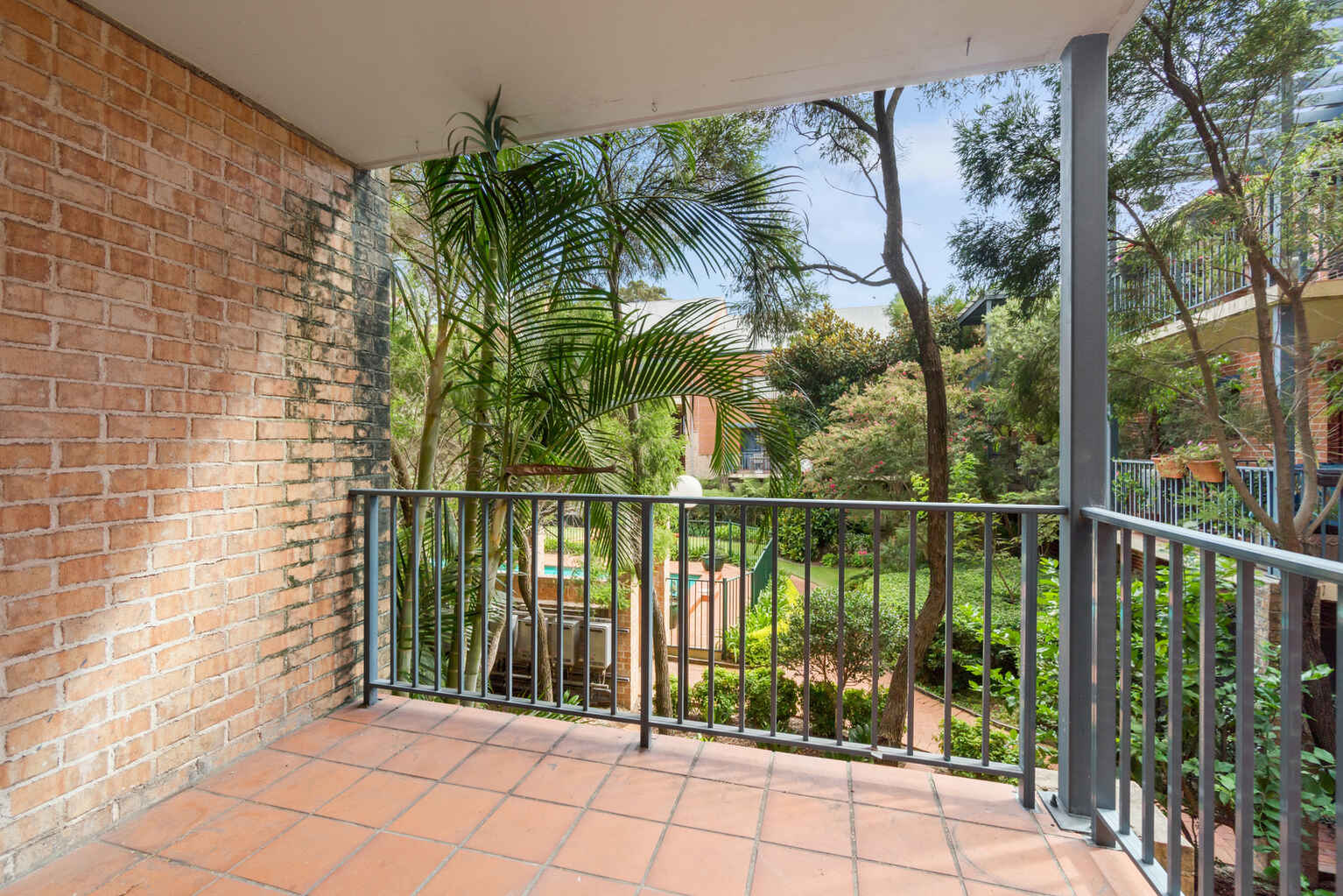 4/3 Kensington Mews Waterloo