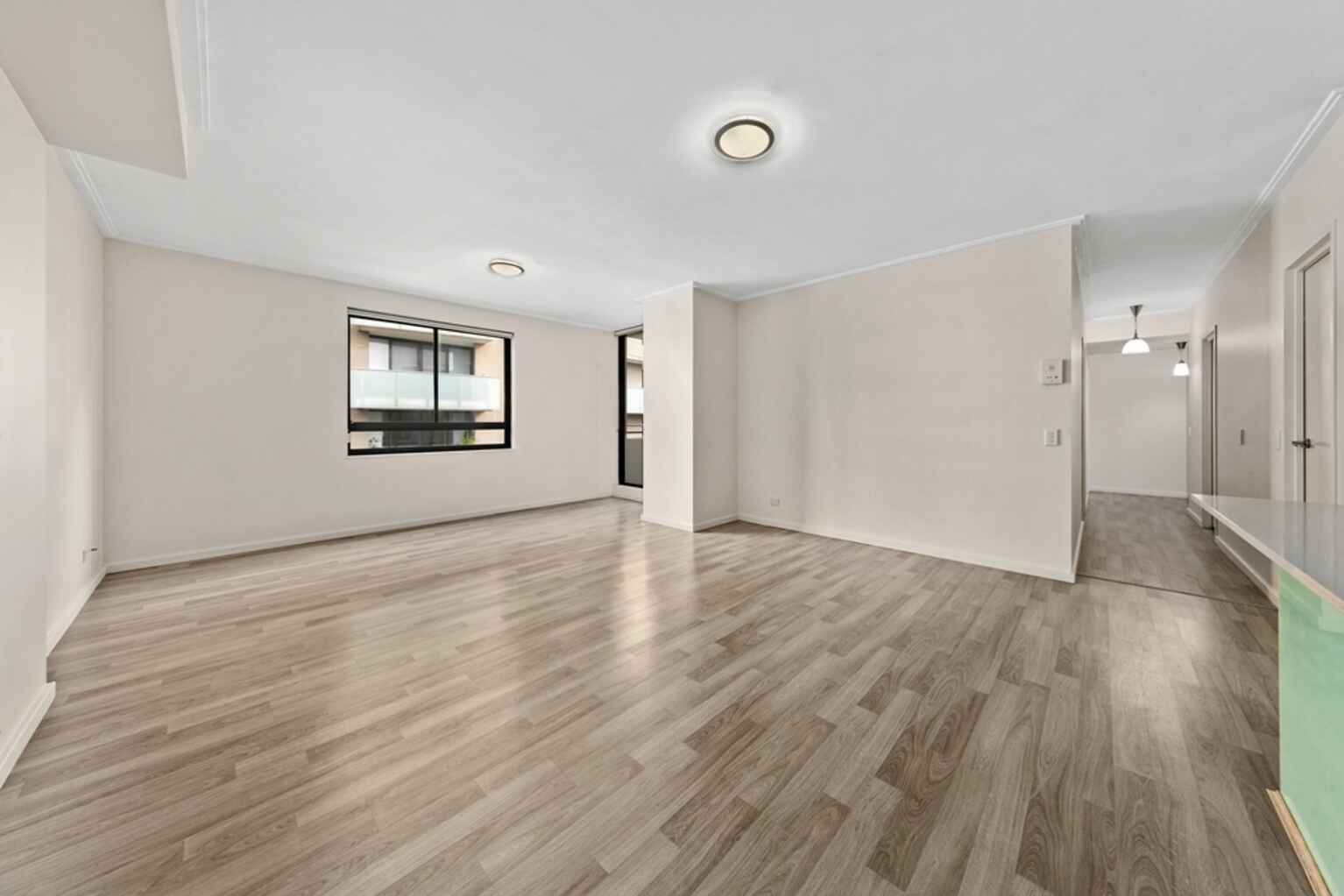 B405/9 Hunter Street Waterloo