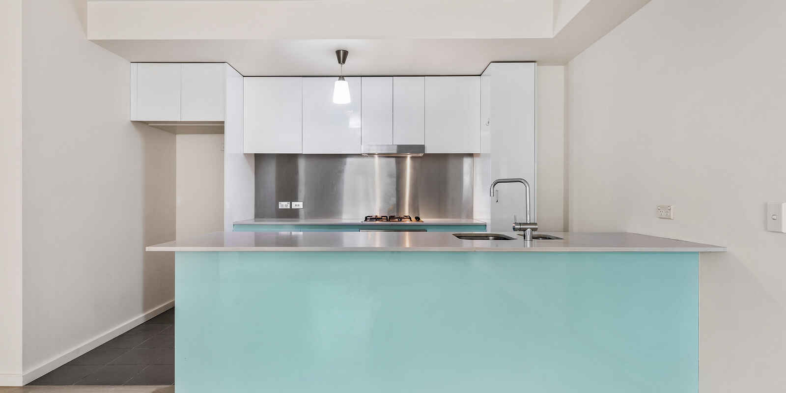 B405/9 Hunter Street Waterloo