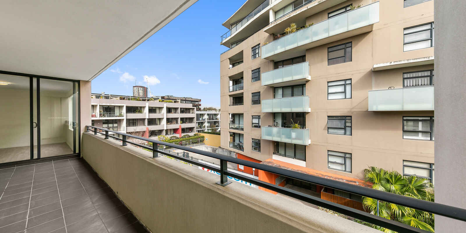 B405/9 Hunter Street Waterloo