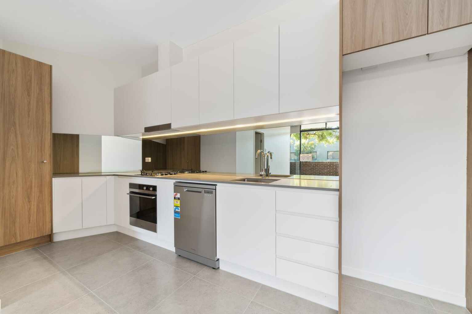 G09/10-20 McEvoy Street Waterloo