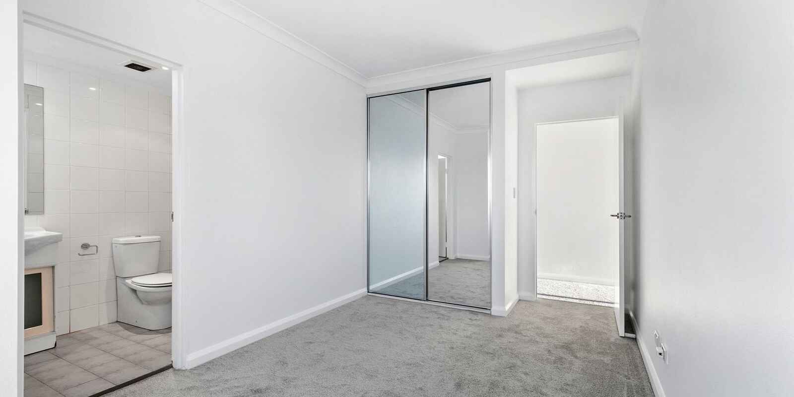 513/11A Lachlan Street Waterloo