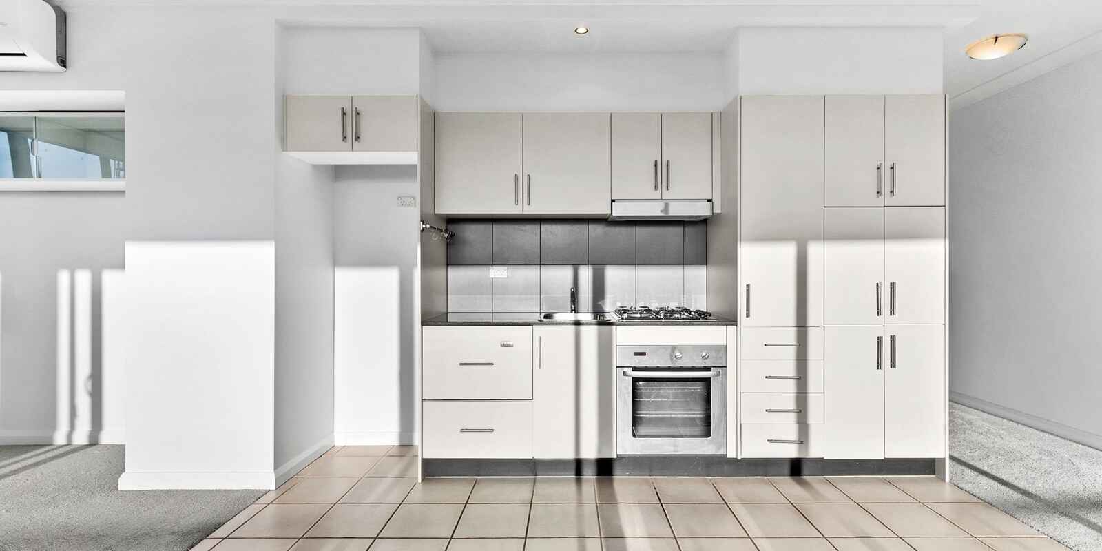 513/11A Lachlan Street Waterloo