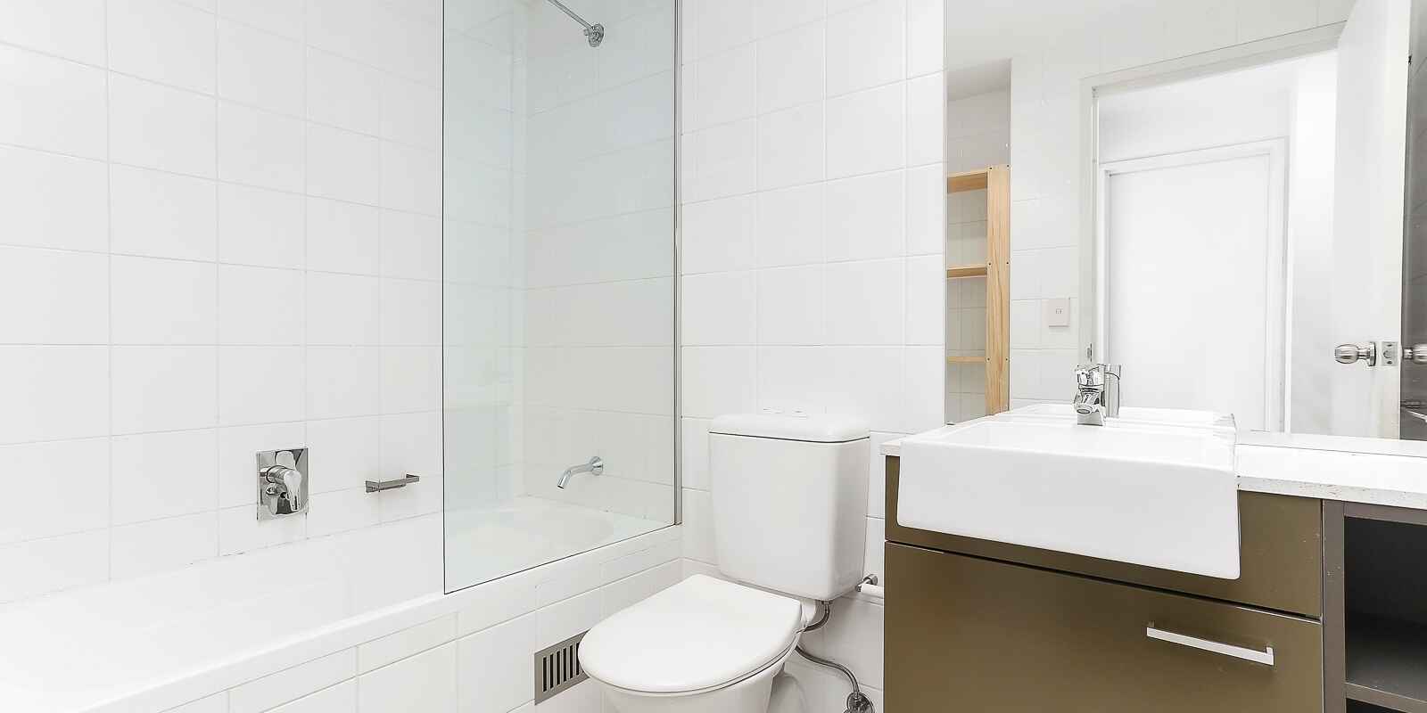 27/4 Hutchinson Walk Zetland