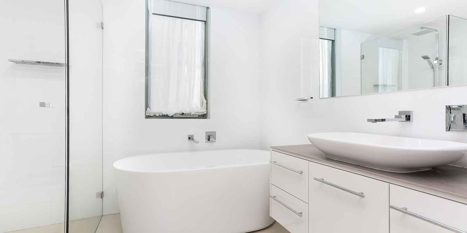 402/3 Black Lion Place Kensington