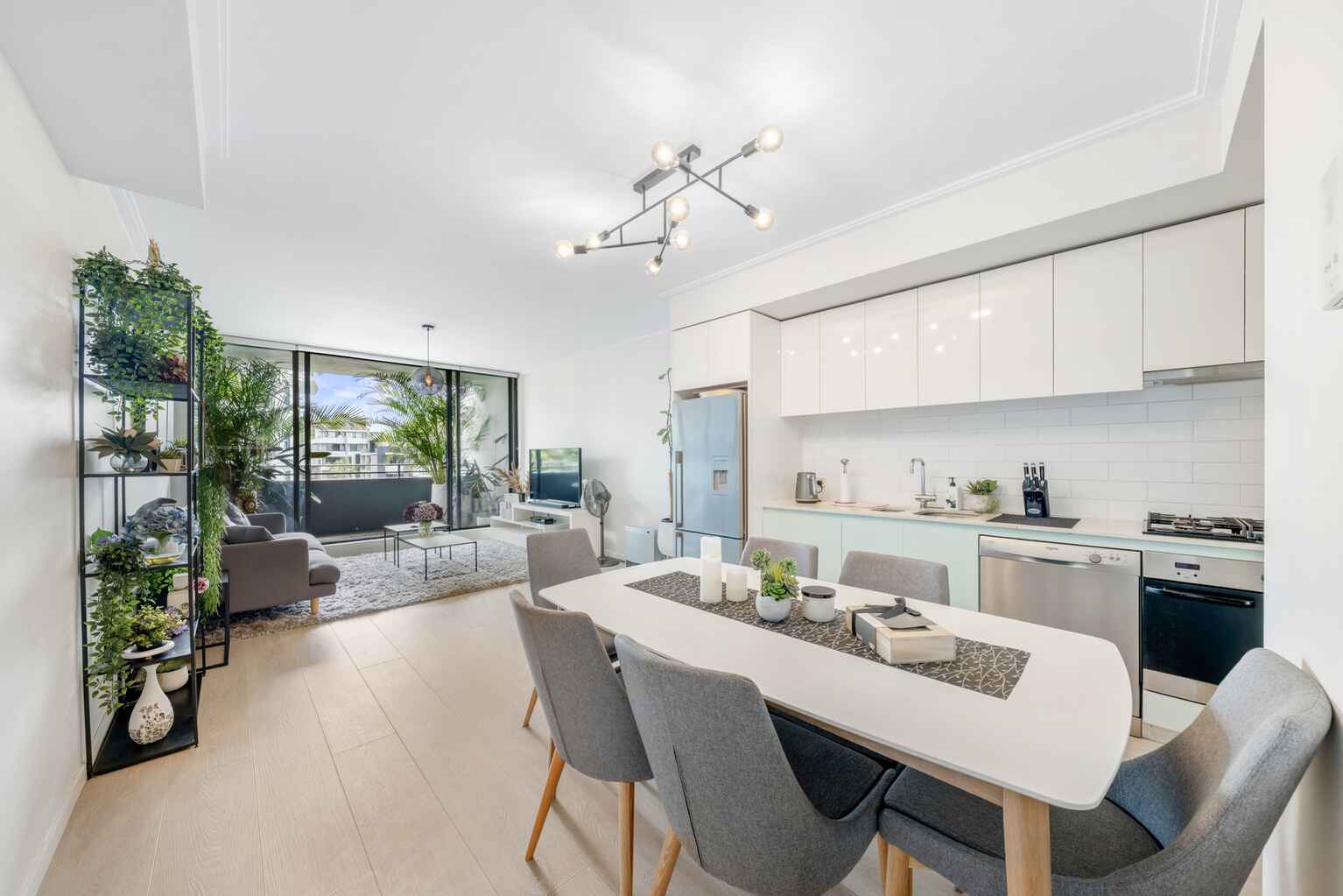 A402/11 Hunter Street Waterloo