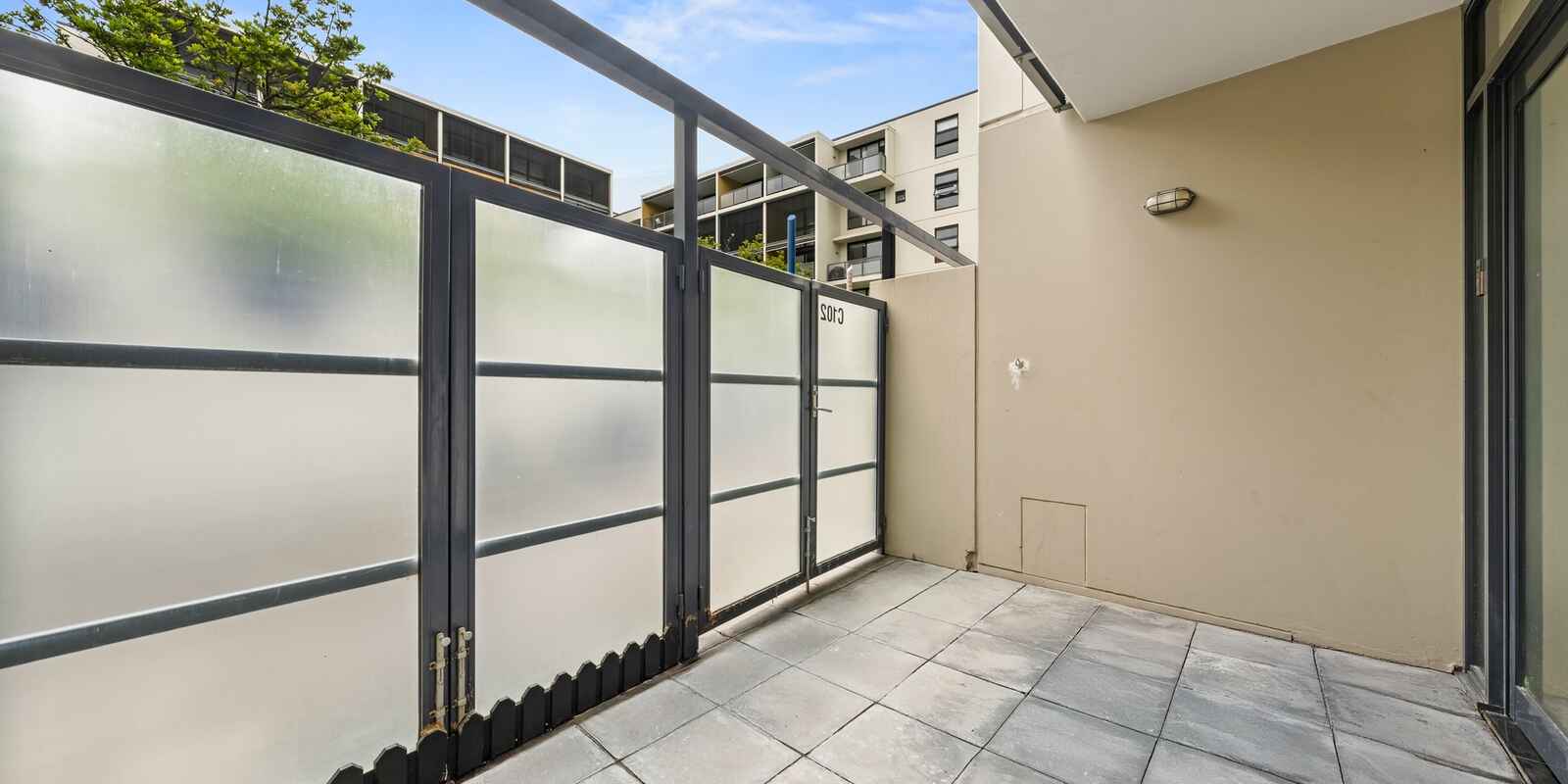 C102/2-6 Mandible Street Alexandria