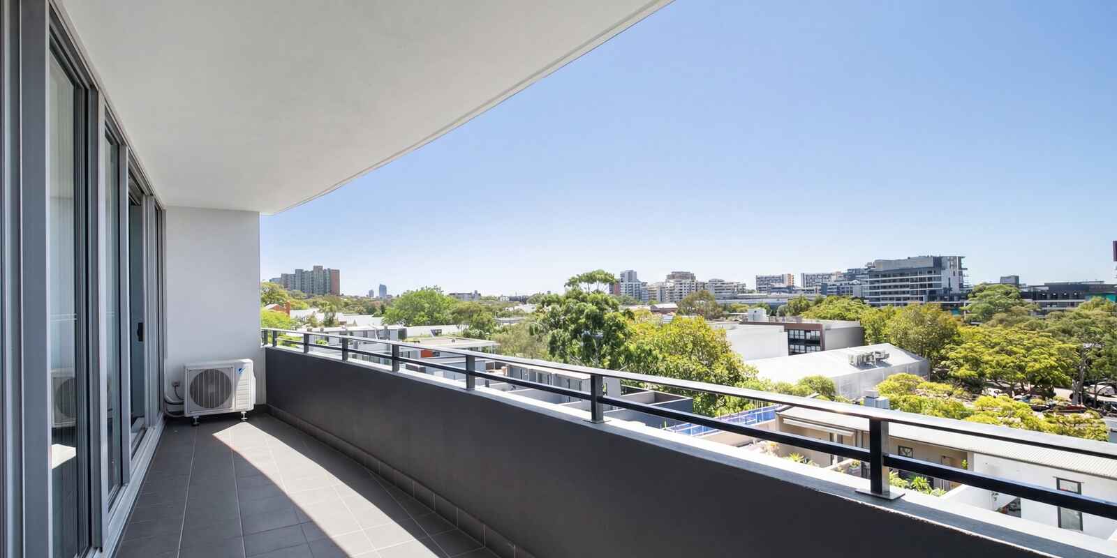 F803/7 Hunter Street Waterloo