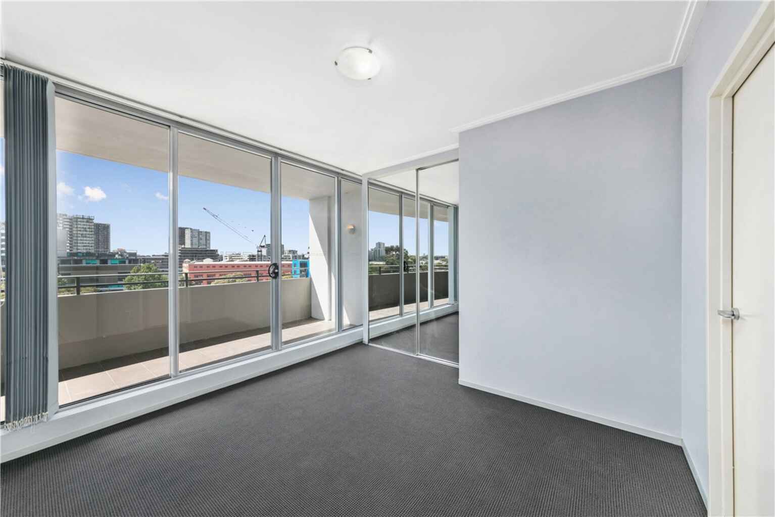 F803/7 Hunter Street Waterloo