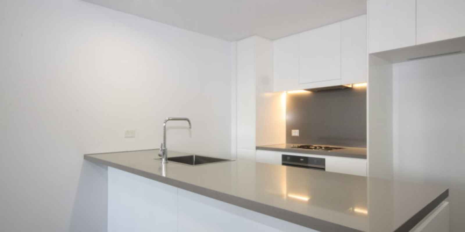 826B/824 Elizabeth Street Waterloo