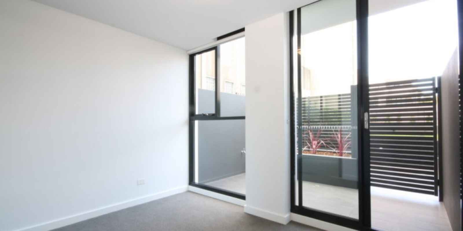 826B/824 Elizabeth Street Waterloo