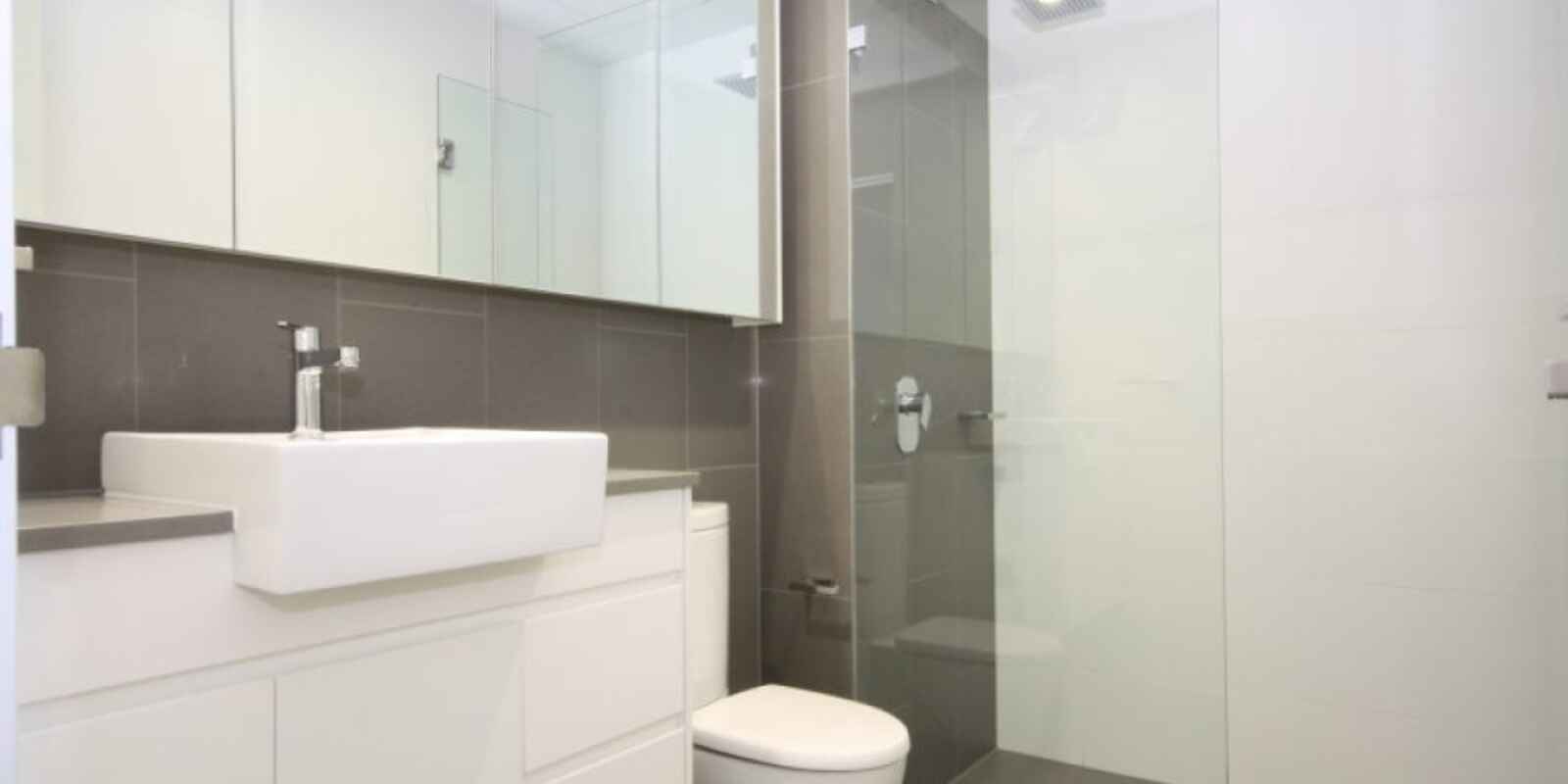 826B/824 Elizabeth Street Waterloo