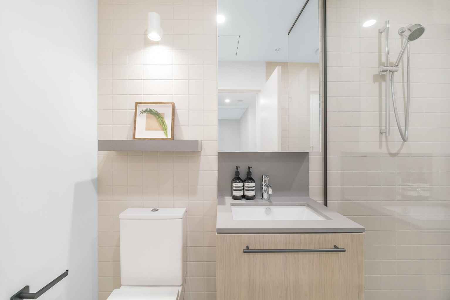 903/6 Thread Lane Waterloo 903/6 Thread Lane Waterloo