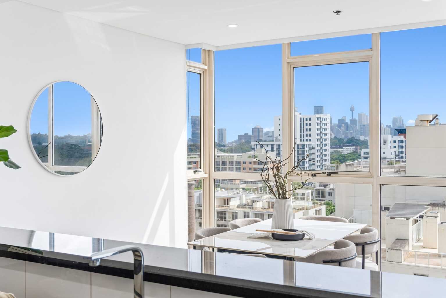 360/8 Lachlan Street Waterloo