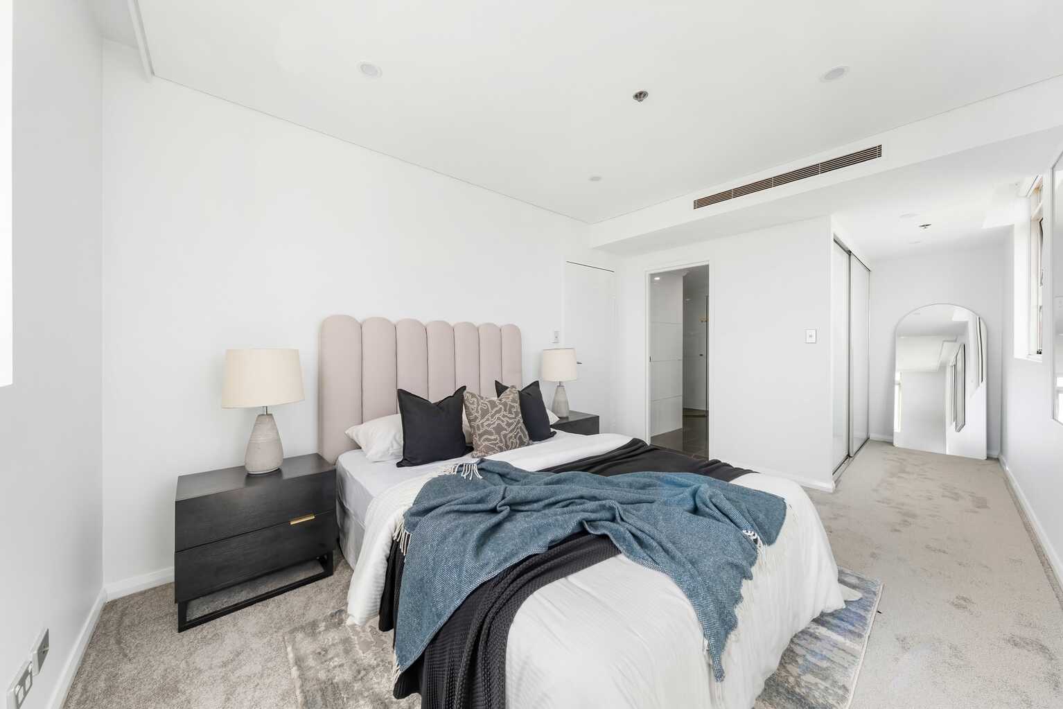 360/8 Lachlan Street Waterloo