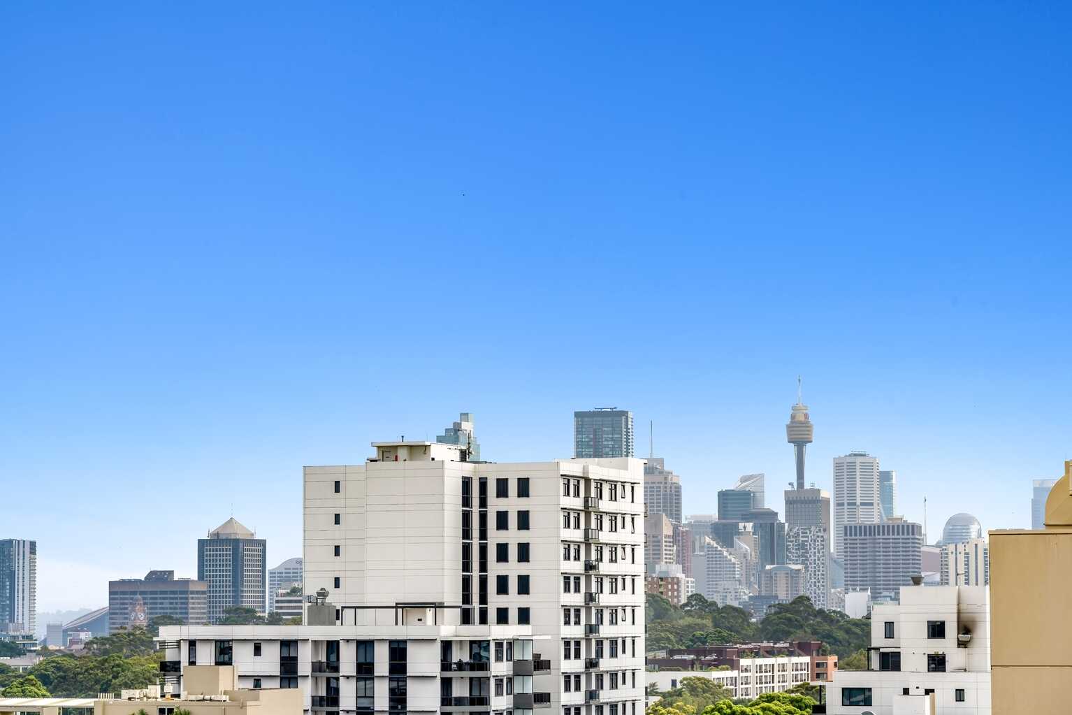 360/8 Lachlan Street Waterloo