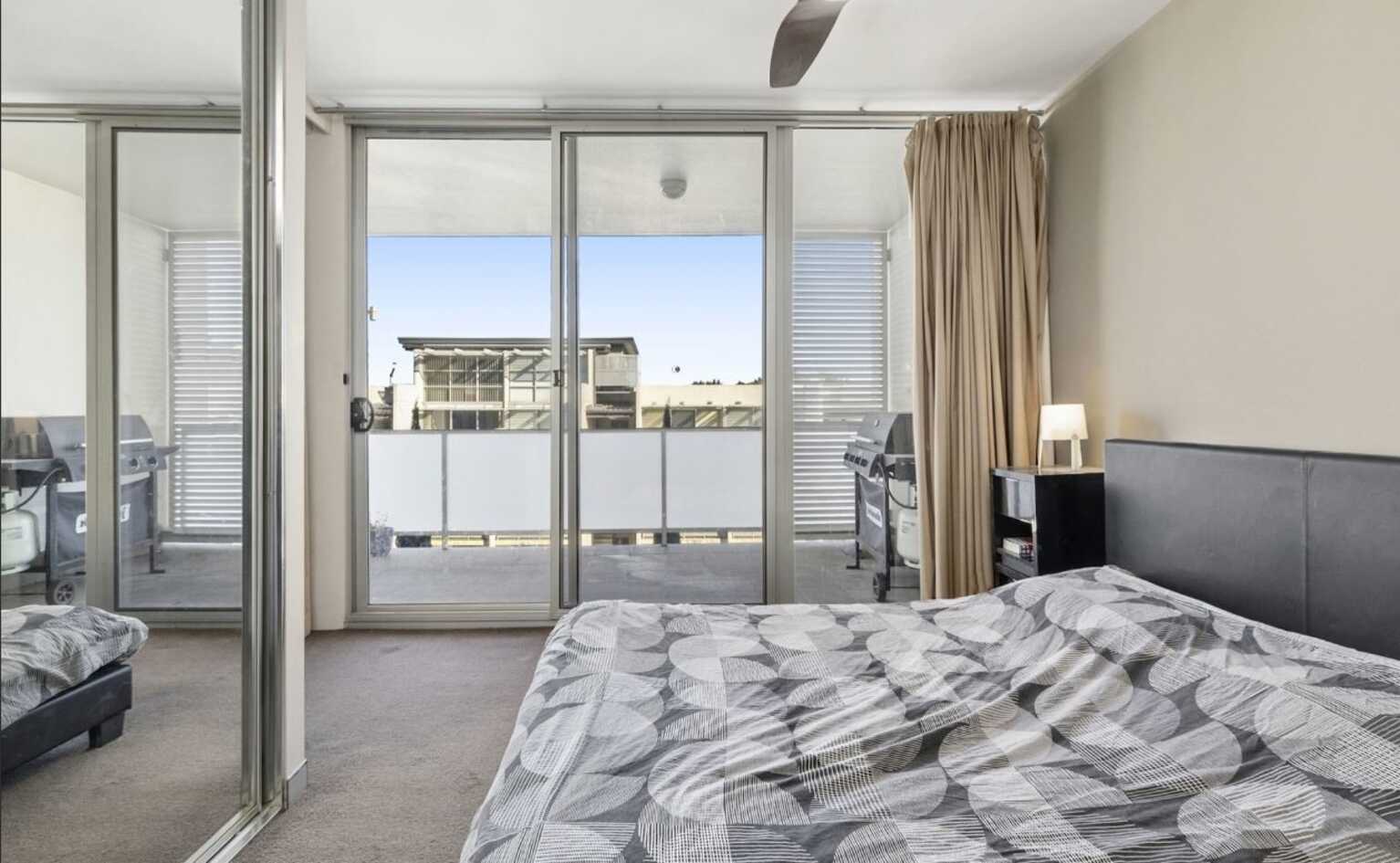 195/747 Botany Road Rosebery