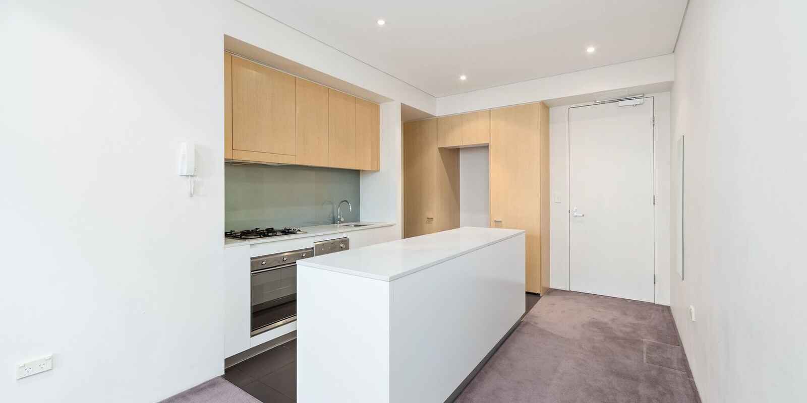 204B/260 Anzac Parade Kensington