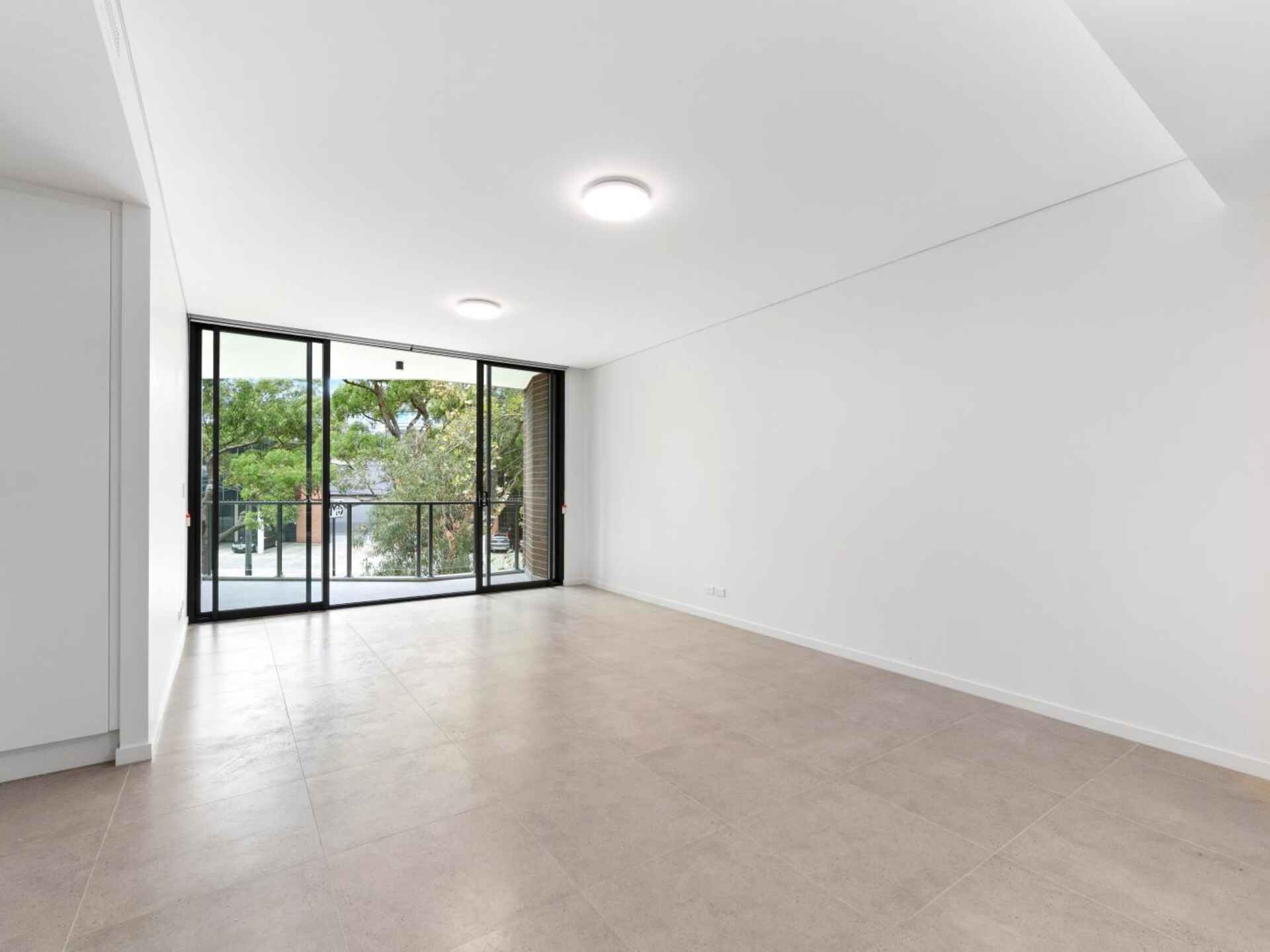 220/10-20 McEvoy Street Waterloo