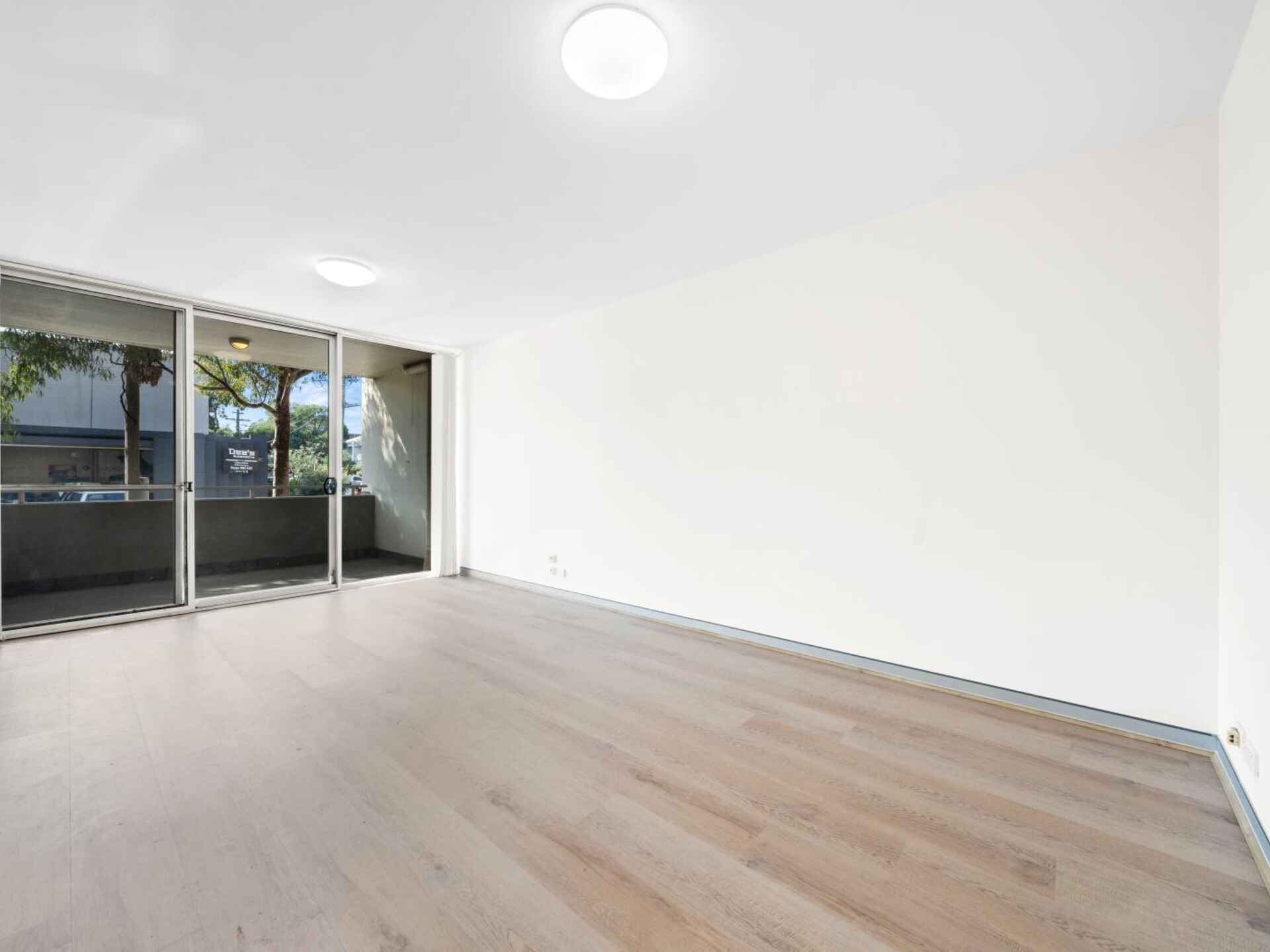239/3 Queen Street Rosebery