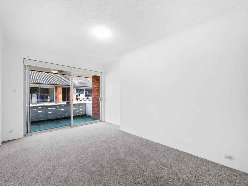 25/16 Evans Street Eastlakes
