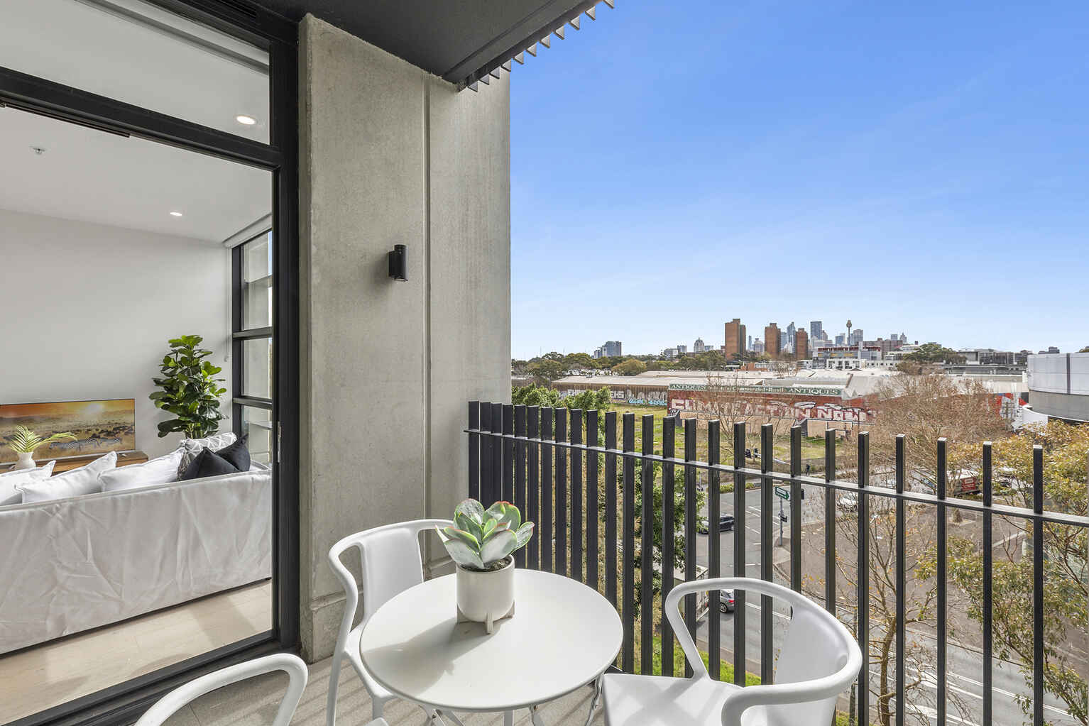 A601/2 Thread Lane Waterloo