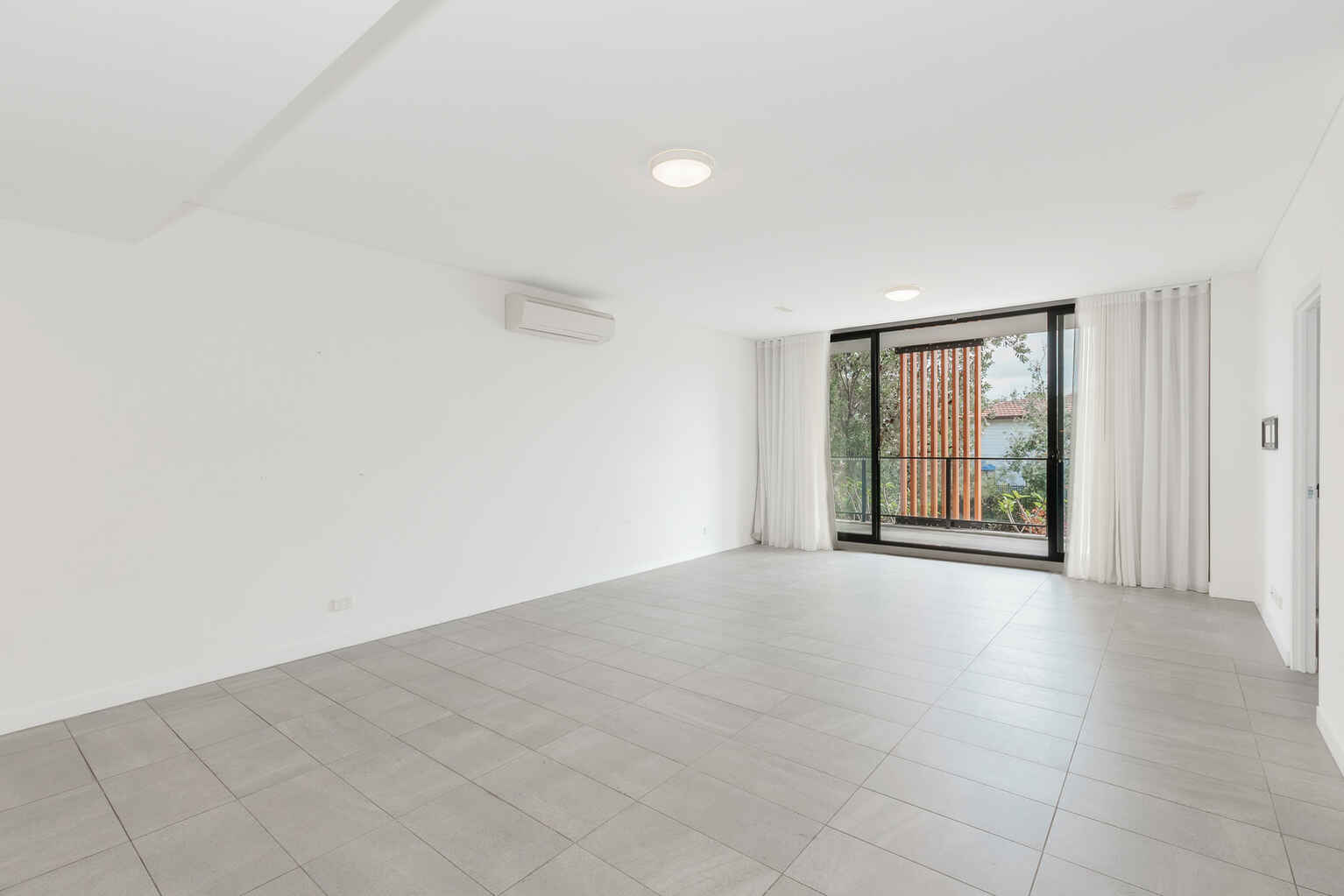 3106/55 Wilson Street Botany