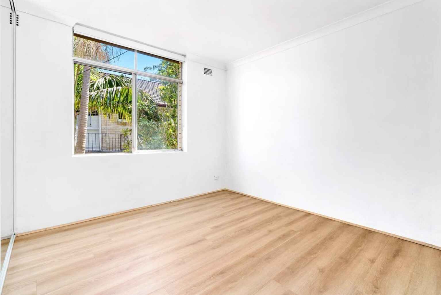 13/10 Avona Avenue Glebe