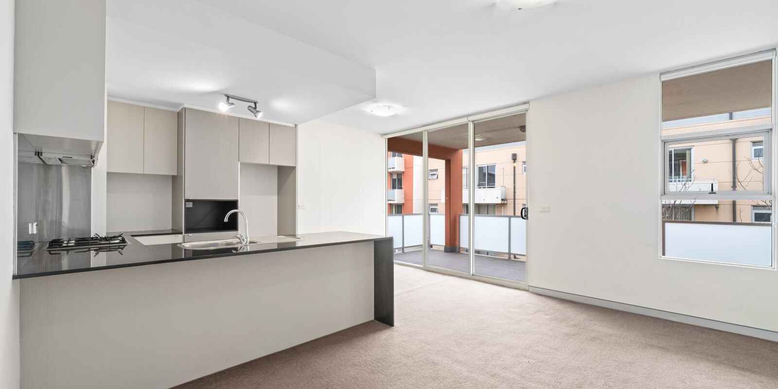 172/5 Queen Street Rosebery